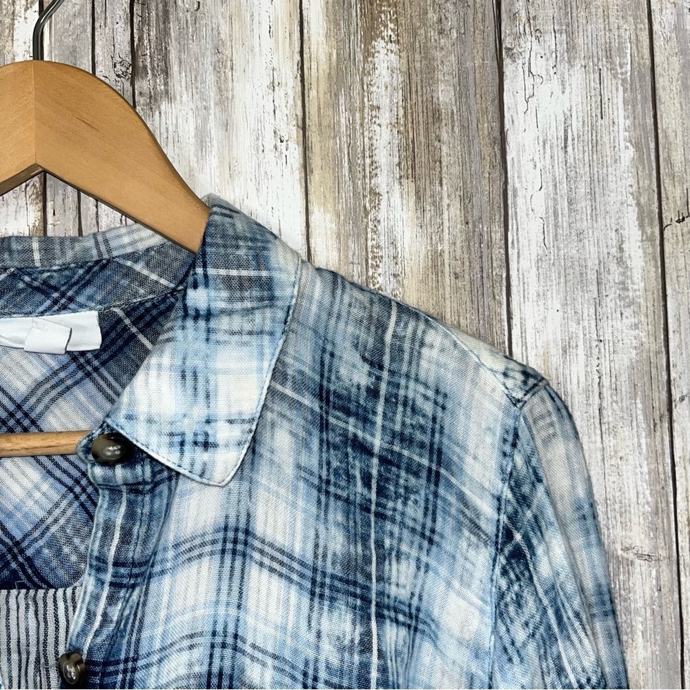 J. Jill Blue Dye Plaid Button Down Stone Wash Blue Women’s Medium - Picture 5 of 7